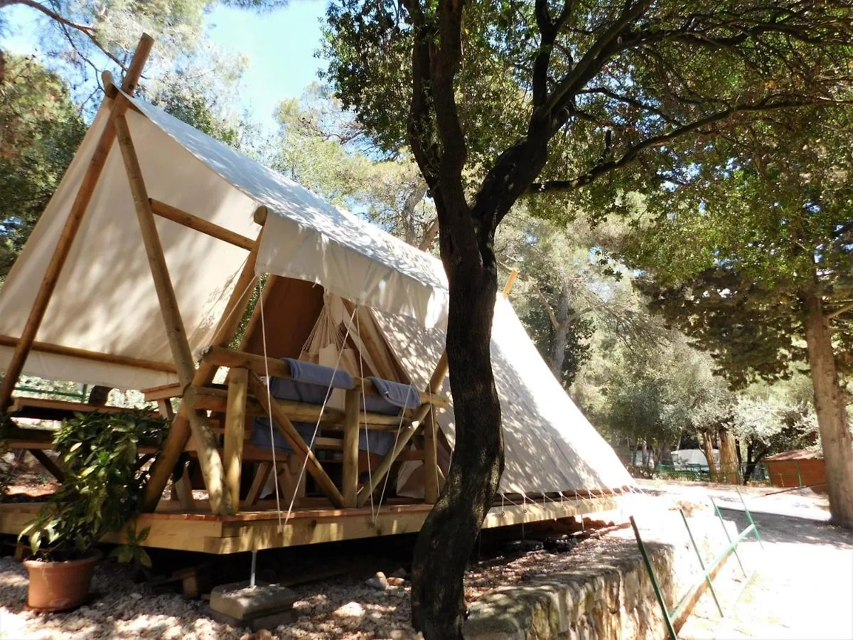 Glamping Tent Rovinj Hotel
